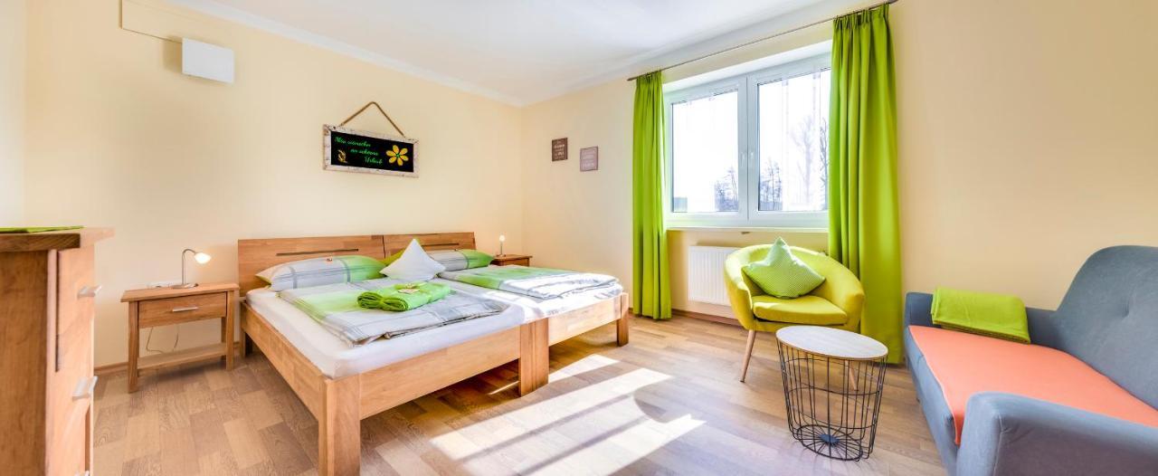 Bartlhof-Ferienwohnungen-Zimmer Burglengenfeld Eksteriør bilde