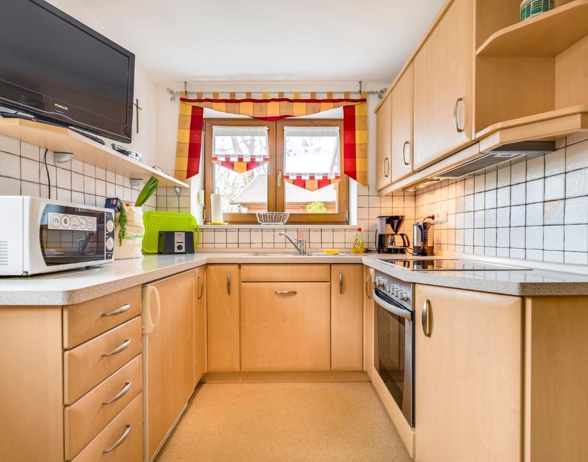 Bartlhof-Ferienwohnungen-Zimmer Burglengenfeld Eksteriør bilde